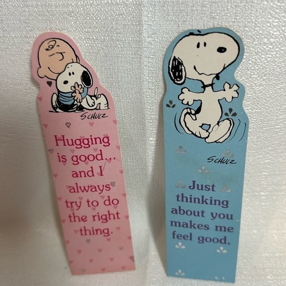 Peanuts Snoopy LOT of 2 Bookmarks‎ VINTAGE 80's Book Fair - Picture 1 of 5